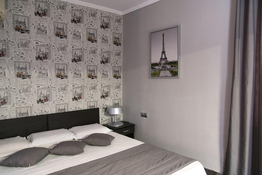 Art Hotel Warna Exterior foto